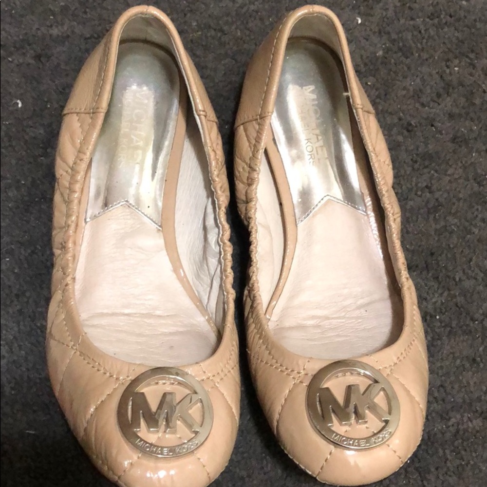 MICHAEL KORS authentic flats